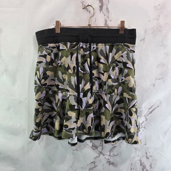 Title Nine Skirt Womens Medium Skort Green Purple Stretch Mini Shorts Lined - Picture 1 of 13